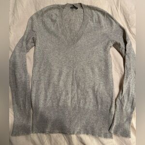 Universal Standard V Neck Cashmere Sweater